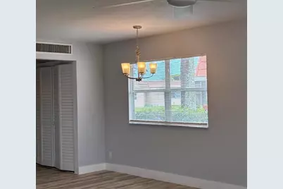 126 E Seville E E, Delray Beach, FL 33446 - Photo 11