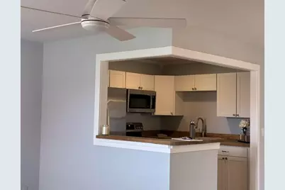 126 E Seville E E, Delray Beach, FL 33446 - Photo 3