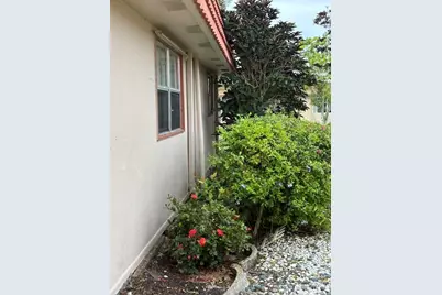 126 E Seville E E, Delray Beach, FL 33446 - Photo 9