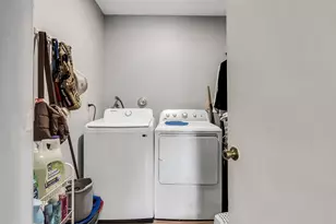10244 NW 33rd Pl, Sunrise, FL 33351 - Photo 23
