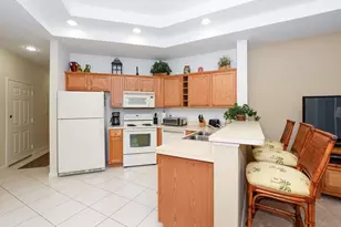 8923 Sandshot Ct, Port Saint Lucie, FL 34986 - Photo 7