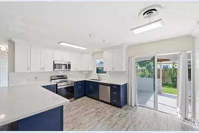 6830 NW 8th Court, Margate, FL 33063 - Photo 5