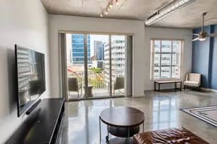 313 NE 2nd Street NE, Fort Lauderdale, FL 33301 - Photo 1