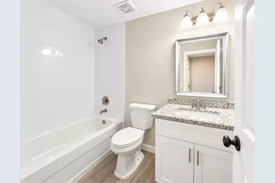 412 NE Avenue M NE, Winter Haven, FL 33881 - Photo 3