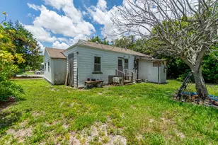 229 SW 4th Ave, Delray Beach, FL 33444 - Photo 11