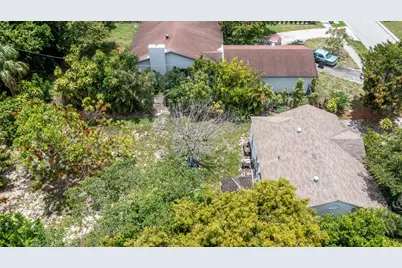 229 SW 4th Avenue, Delray Beach, FL 33444 - Photo 17