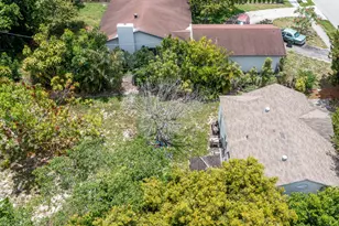 229 SW 4th Ave, Delray Beach, FL 33444 - Photo 17