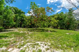 229 SW 4th Ave, Delray Beach, FL 33444 - Photo 9
