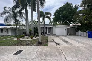819 SW 9th Terrace, Fort Lauderdale, FL 33315 - Photo 1