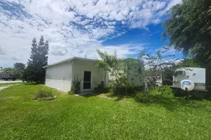 290 NW 218th Way, Pembroke Pines, FL 33029 - Photo 3