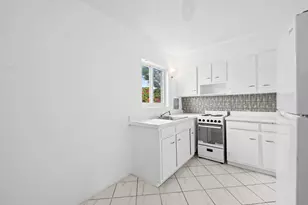 2601 NE 1st St, Pompano Beach, FL 33062 - Photo 3