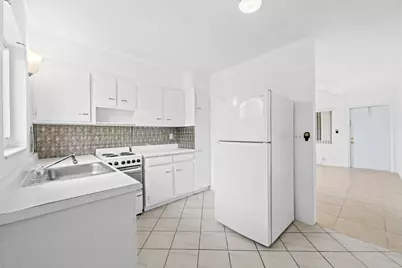 2601 NE 1st Street #17, Pompano Beach, FL 33062 - Photo 5