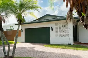 5541 SW 7th St, Plantation, FL 33317 - Photo 3