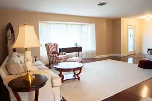 5541 SW 7th St, Plantation, FL 33317 - Photo 9