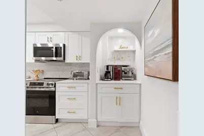 2455 Lindell Boulevard #3103, Delray Beach, FL 33444 - Photo 9