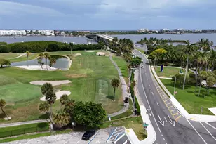 113 N Lakeside Dr, Lake Worth Beach, FL 33460 - Photo 9