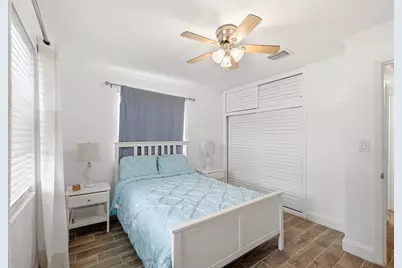 6404 Oak Street, Hollywood, FL 33024 - Photo 17