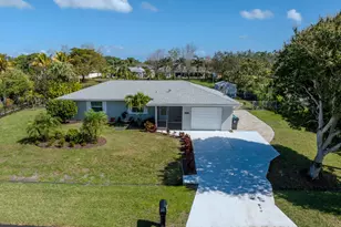 2513 SE Hallahan St, Port Saint Lucie, FL 34952 - Photo 3