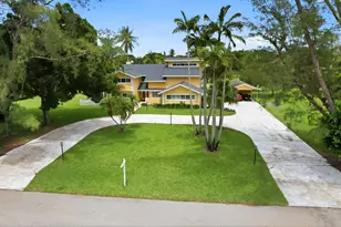 10400 W Tara Blvd, Boynton Beach, FL 33437 - Photo 1