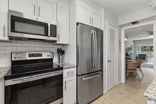 9 Garden St, Tequesta, FL 33469 - Photo 13