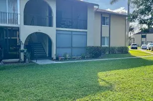 311 Pine Ridge Cir, Greenacres, FL 33463 - Photo 5
