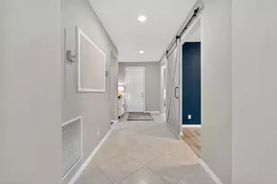540 SE Monet Dr, Port Saint Lucie, FL 34984 - Photo 3