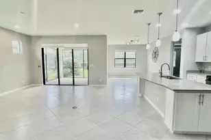 540 SE Monet Dr, Port Saint Lucie, FL 34984 - Photo 13