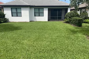 540 SE Monet Dr, Port Saint Lucie, FL 34984 - Photo 17