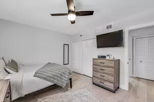 3710 Whitehall Dr, West Palm Beach, FL 33401 - Photo 23