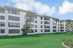 3710 Whitehall Dr, West Palm Beach, FL 33401 - Photo 45