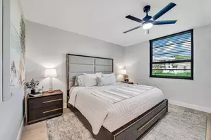 3710 Whitehall Dr, West Palm Beach, FL 33401 - Photo 15