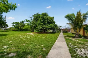 4537 Coconut Rd, Lake Worth, FL 33461 - Photo 25