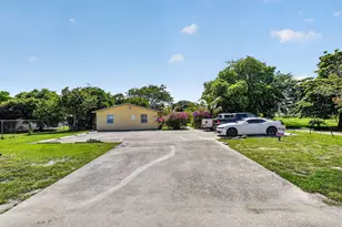 4537 Coconut Rd, Lake Worth, FL 33461 - Photo 17