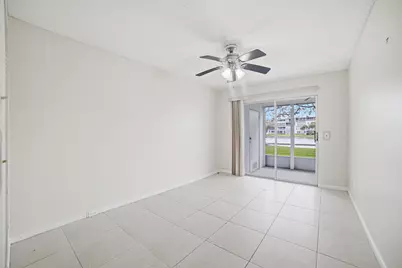 1025 Newcastle B #1025, Boca Raton, FL 33434 - Photo 17