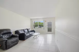 1025 Newcastle B, Boca Raton, FL 33434 - Photo 7