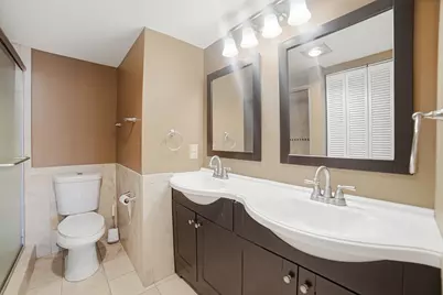 1025 Newcastle B #1025, Boca Raton, FL 33434 - Photo 21