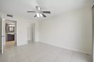 1025 Newcastle B, Boca Raton, FL 33434 - Photo 19