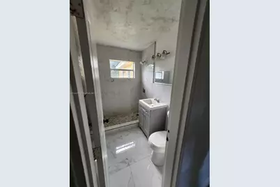 1420 N 70th Avenue, Hollywood, FL 33024 - Photo 3