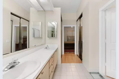 1092 Bedford Avenue, Palm Beach Gardens, FL 33403 - Photo 9