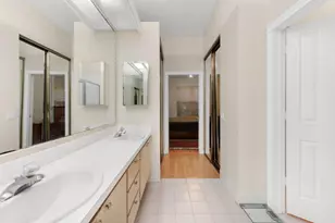 1092 Bedford Ave, Palm Beach Gardens, FL 33403 - Photo 9