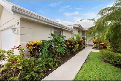 1092 Bedford Avenue, Palm Beach Gardens, FL 33403 - Photo 3