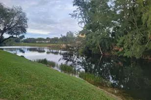 356 Lake Dora Dr, West Palm Beach, FL 33411 - Photo 25