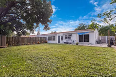 512 NE 12th Avenue, Pompano Beach, FL 33060 - Photo 15