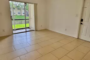 640 Cypress Club Way, Deerfield Beach, FL 33064 - Photo 5