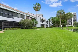 2435 Presidential Way, West Palm Beach, FL 33401 - Photo 35