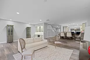 2435 Presidential Way, West Palm Beach, FL 33401 - Photo 15