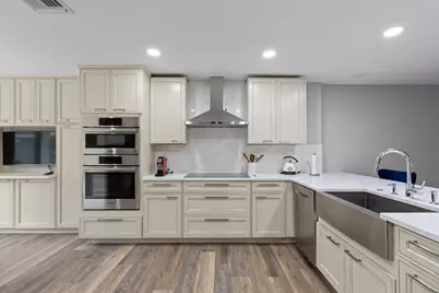 2435 Presidential Way #G, West Palm Beach, FL 33401 - Photo 5