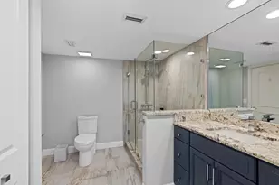 2435 Presidential Way, West Palm Beach, FL 33401 - Photo 21