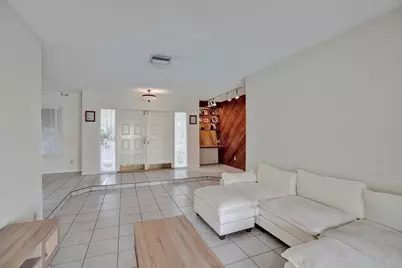 5200 SW 8th Street, Plantation, FL 33317 - Photo 7
