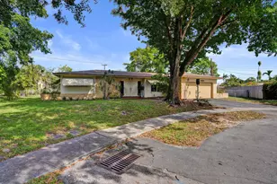 5200 SW 8th St, Plantation, FL 33317 - Photo 3